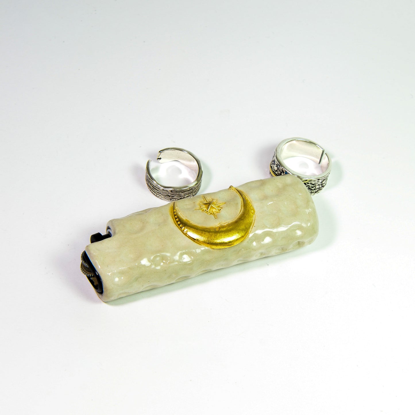 Bic J3 / Cricket lighter case handmade the moon and the stars