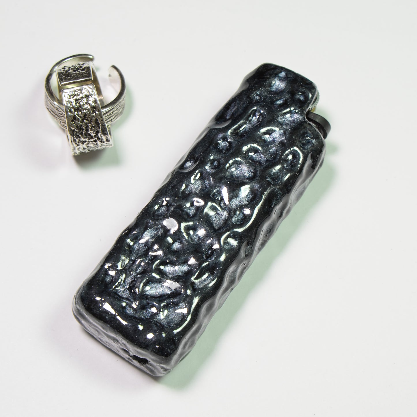 Bic J3 / Cricket lighter case handmade Black textural effect power