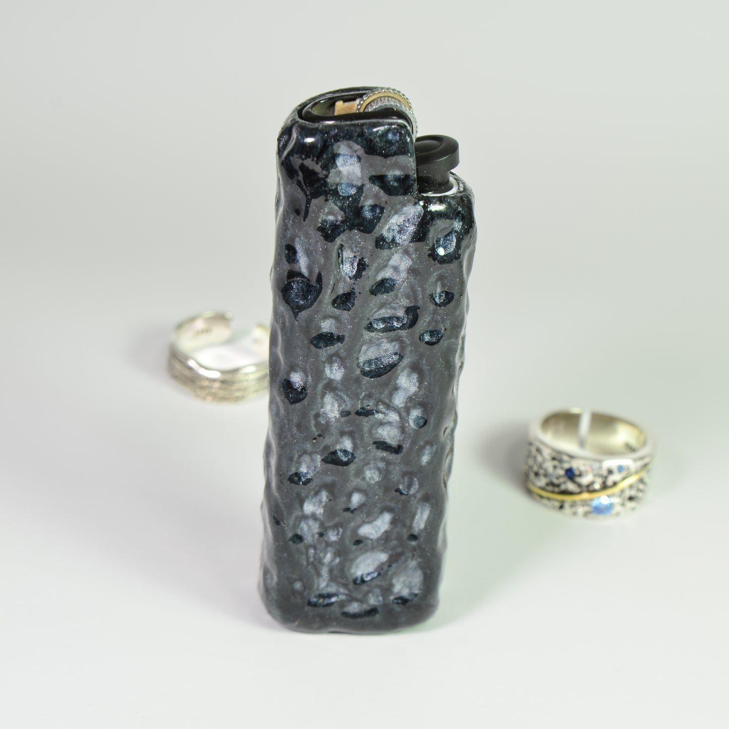 Bic J3 / Cricket lighter case handmade Black textural effect power